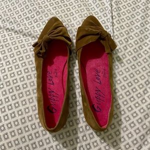 Guppy Love by Blowfish Pointed Toe Flats